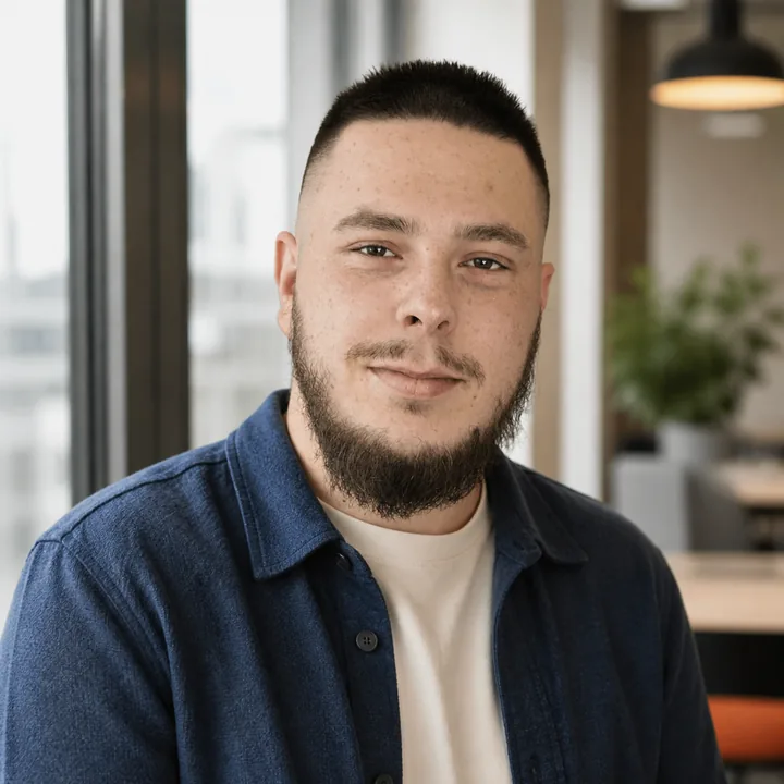 Louis T., Agence Docteur Ordinateur